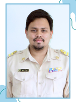 นายสถาพร ชื่นขำ