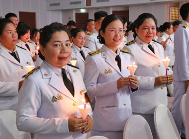 พิธีถวายเครื่องราชสักการะและวางพานพุ่ม ... พารามิเตอร์รูปภาพ 6