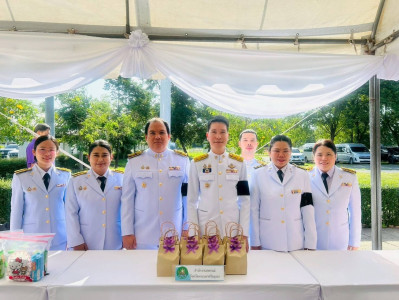 พิธีเจริญพระพุทธมนต์และทำบุญตักบาตรถวายพระราชกุศล ... พารามิเตอร์รูปภาพ 1
