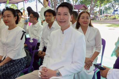 พิธีทอดผ้าป่ามหากุศลเพื่อการศึกษาสมทบทุนก่อสร้างอาคาร ... พารามิเตอร์รูปภาพ 1
