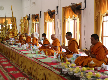 สหกรณ์จังหวัด นำบุคลากรถวายภัตตาหารเพลแด่พระภิกษุสงฆ์ ... พารามิเตอร์รูปภาพ 12