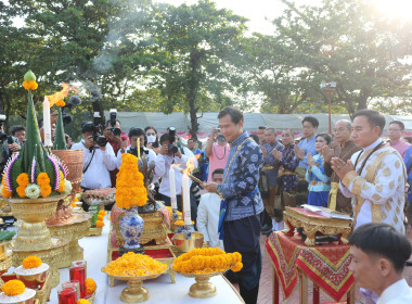 ร่วมพิธีบวงสรวงบูรพกษัตริยาธิราชแห่งกรุงศรีอยุธยาและพิธีสักการะพระบรมสารีริกธาตุ ... พารามิเตอร์รูปภาพ 7