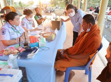 ร่วมพิธีถวายการต้อนรับและถวายน้ำปานะ พระภิกษุสงฆ์ สามเณร พารามิเตอร์รูปภาพ 4