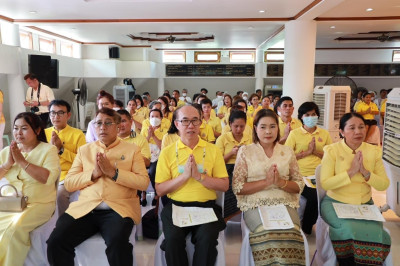 พิธีเจริญพระพุทธมนต์เฉลิมพระเกียรติถวายพระพรชัยมงคลพระบาทสมเด็จพระเจ้าอยู่หัว เนื่องในโอกาสวันเฉลิมพระชนมพรรษา 6 รอบ 28 กรกฎาคม 2567 ... พารามิเตอร์รูปภาพ 1