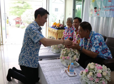 ร่วมพิธีทำบุญสำนักงาน และสืบสานประเพณีวันสงกรานต์ ประจำปี ... พารามิเตอร์รูปภาพ 10