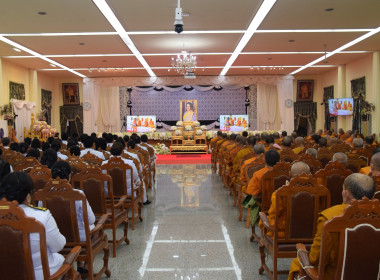ร่วมพิธีธรรมบำเพ็ญกุศลสวดพระอภิธรรมพระบรมศพสมเด็จพระนางเจ้าสิริกิติ์ พระบรมราชินีนาถ พระบรมราชชนนีพันปีหลวง ... พารามิเตอร์รูปภาพ 4